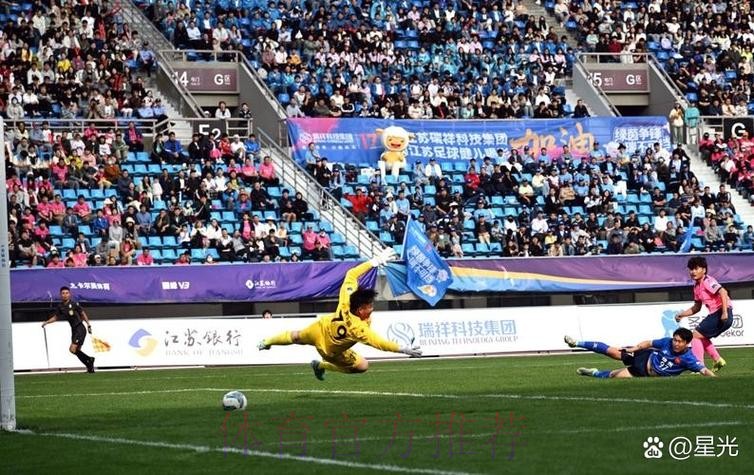 我爱足球争霸赛大区赛打响 打造草根足球大联盟 我爱足球争霸赛大区赛打响 打造草根足球大联盟