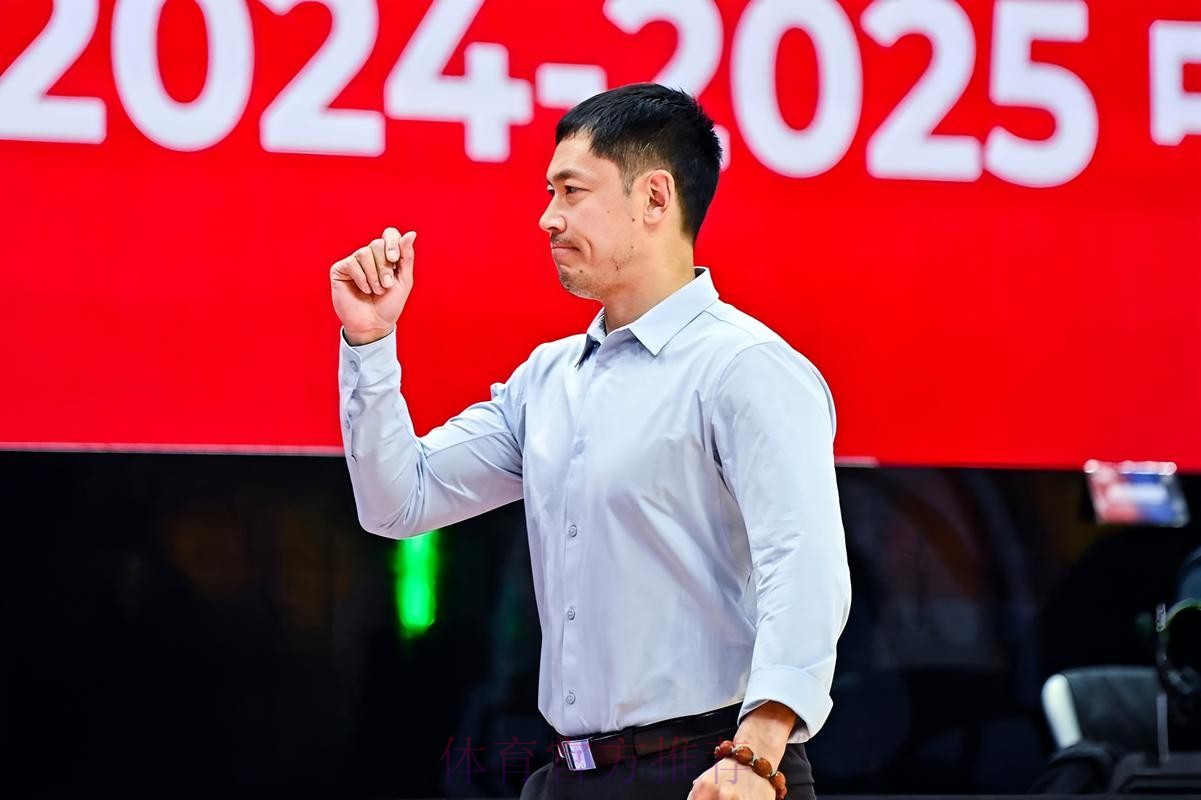 北控29分惨败揪出最大罪人!国手控卫9中2+正负值最低,坑惨张庆鹏 北控29分惨败揪出最大罪人!国手控卫9中2+正负值最低,坑惨张庆鹏